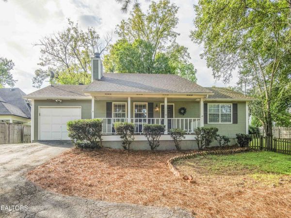 6812 Westland Drive, Knoxville, TN 37919