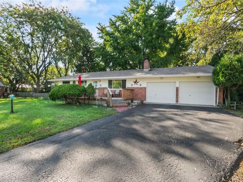 2000 Foxhall Court, Kettering, OH 45440 Photo 3
