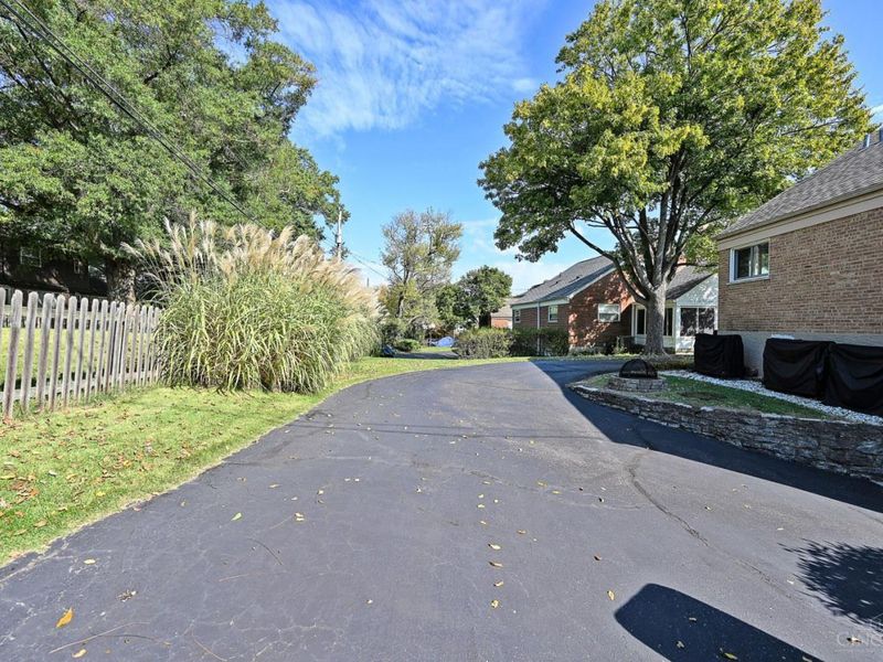 6541 Greenfield Drive, Springfield Township, OH 45224 Photo 36
