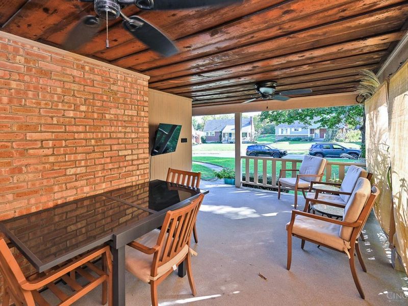 6541 Greenfield Drive, Springfield Township, OH 45224 Photo 6