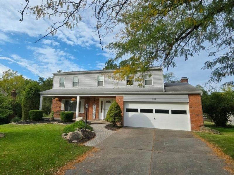 706 Yorkhaven Road, Springdale, OH 45246 Photo 1
