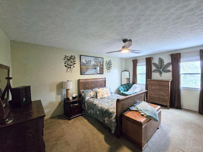 706 Yorkhaven Road, Springdale, OH 45246 Photo 8