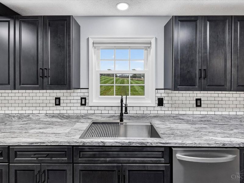 8025 Wright Road, Penn Township, OH 45133 Photo 11