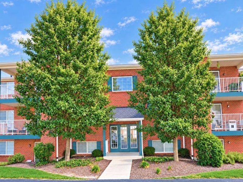 9610 Crosley Farm Drive, Unit 10, Colerain Township, OH 45251 Photo 2