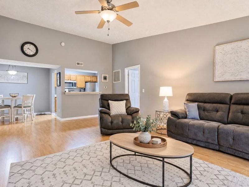 9610 Crosley Farm Drive, Unit 10, Colerain Township, OH 45251 Photo 8