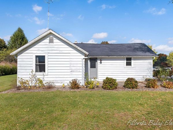 2925 Wiersma Street NE, Cedar Springs, MI 49319