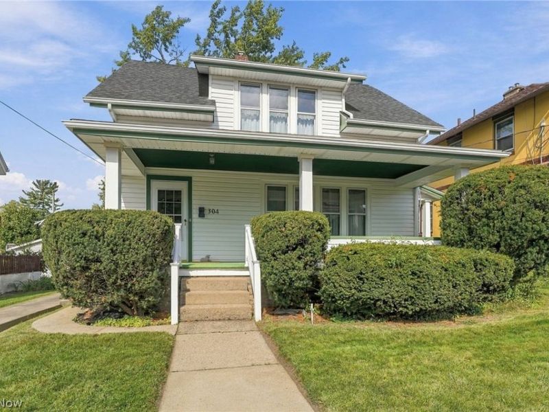 304 Commonwealth Avenue NE, Massillon, OH 44646 Photo 3