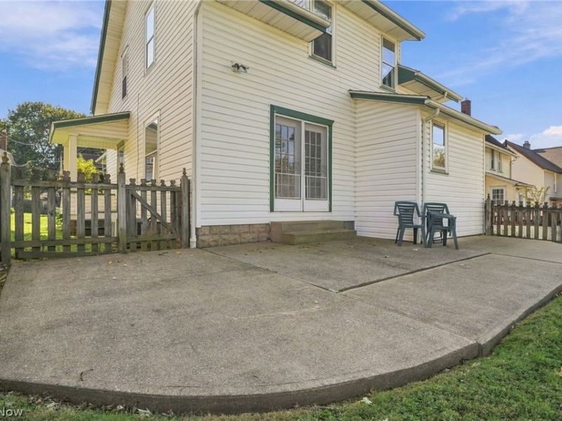 304 Commonwealth Avenue NE, Massillon, OH 44646 Photo 30