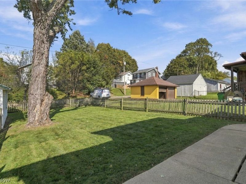 304 Commonwealth Avenue NE, Massillon, OH 44646 Photo 31