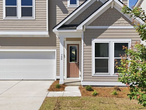 532 Waters Edge Dr. , Myrtle Beach, SC 29579