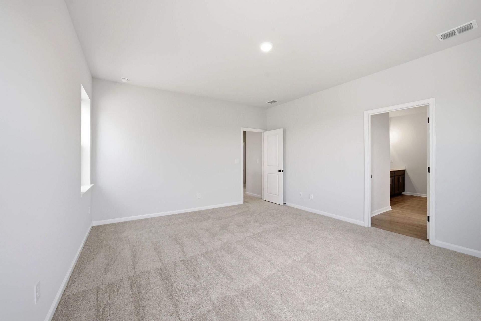 532 Waters Edge Dr.  Photo 20