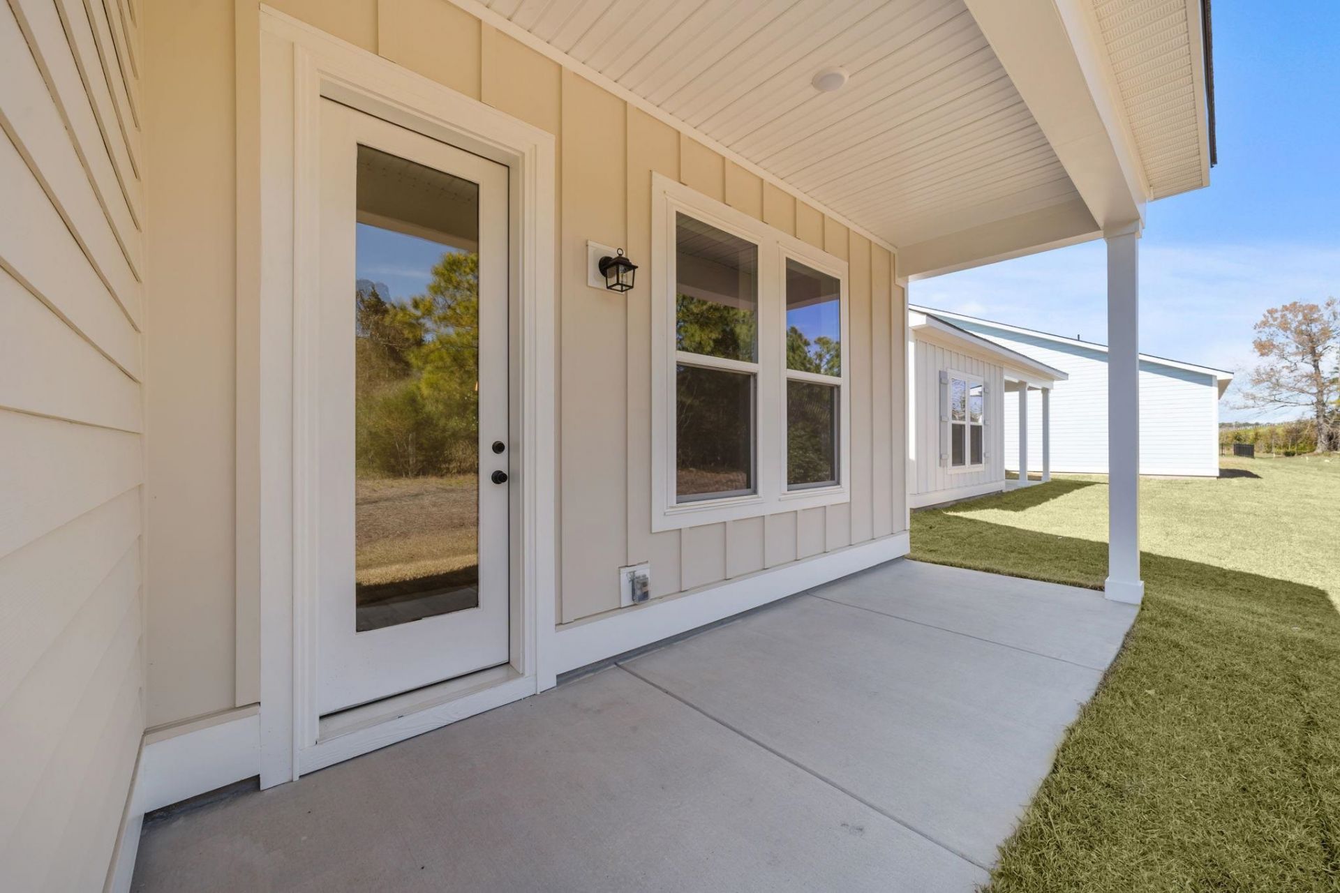 532 Waters Edge Dr.  Photo 25