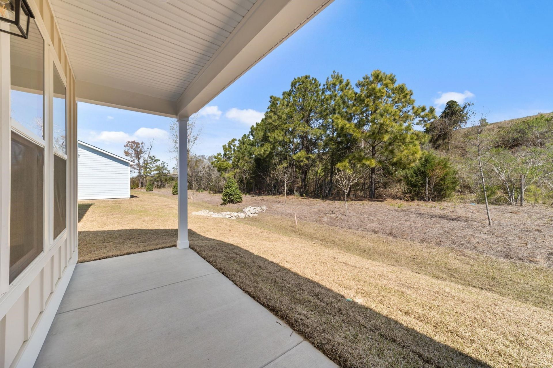 536 Waters Edge Dr.  Photo 23