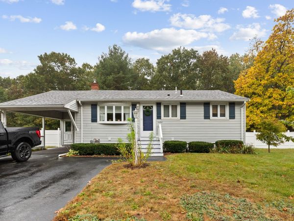 1430 Shawsheen St, Tewksbury, MA 01876