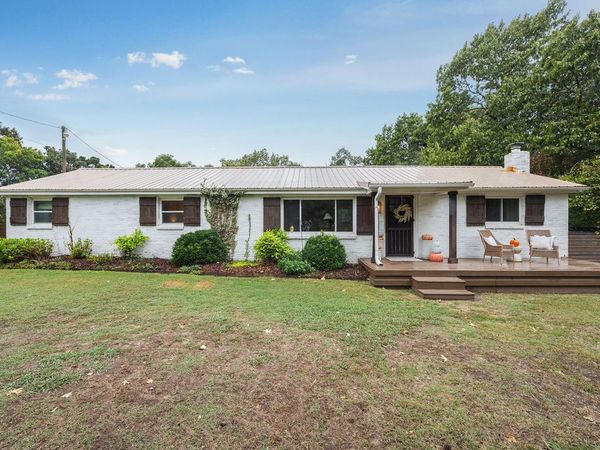 3031 N Adams Road, Fayetteville, AR 72704