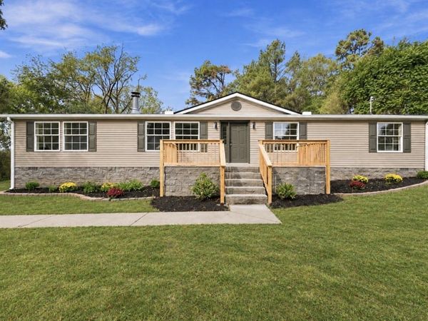 10663 Missionary Ridge Rd, Bon Aqua, TN 37025