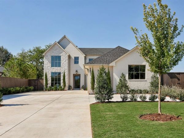 2811 Guilford Lane, Oklahoma City, OK 73120