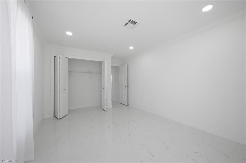 862 99th Ave N, Naples, FL 34108 Photo