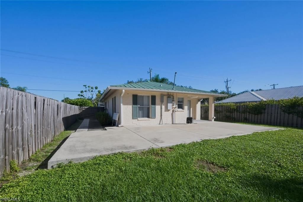 862 99th Ave N, Naples, FL 34108 Photo
