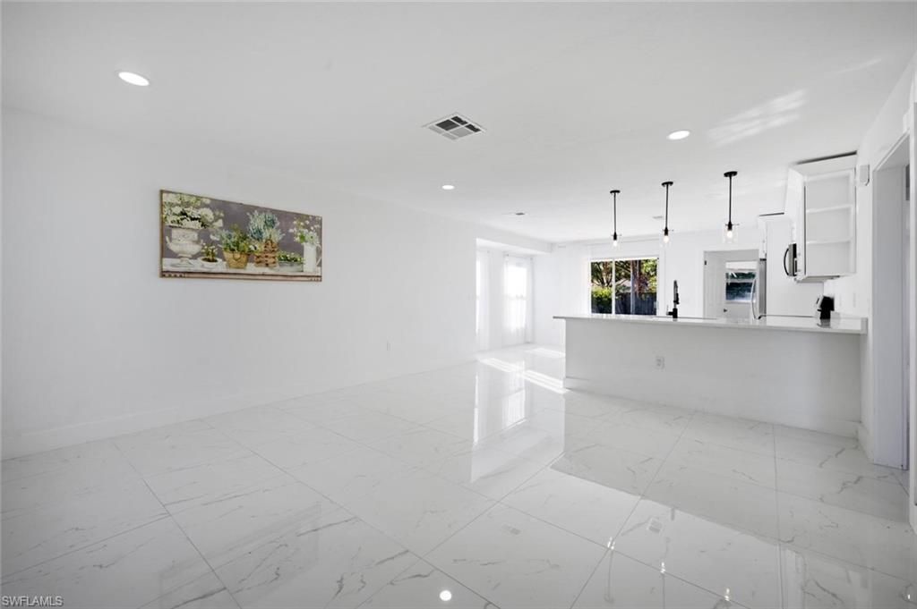 862 99th Ave N, Naples, FL 34108 Photo