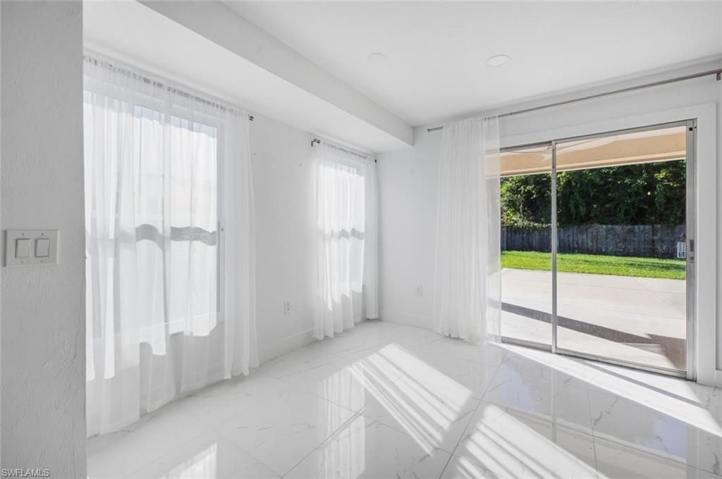 862 99th Ave N, Naples, FL 34108 Photo
