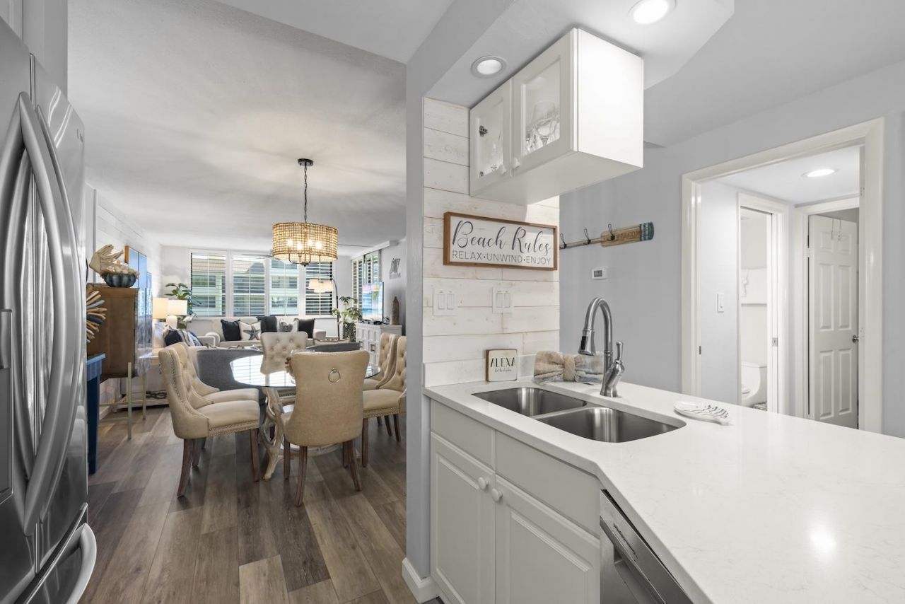 979 E Gulf Dr, Unit 282, Sanibel, FL 33957 Photo