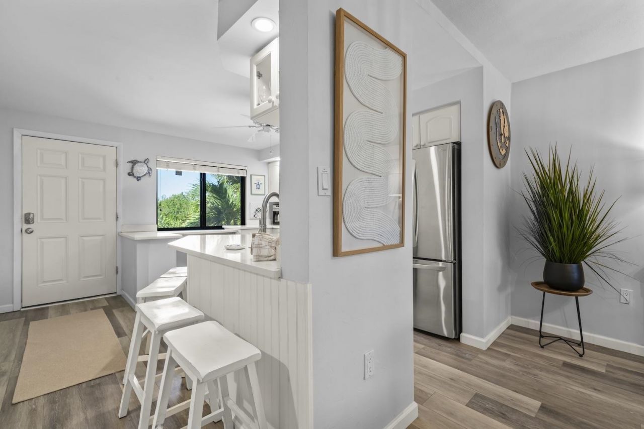 979 E Gulf Dr, Unit 282, Sanibel, FL 33957 Photo