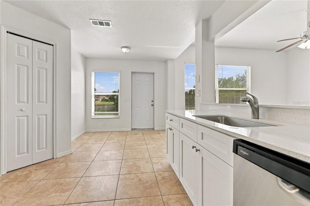 213 111th Street E, Bradenton, FL 34212 Photo