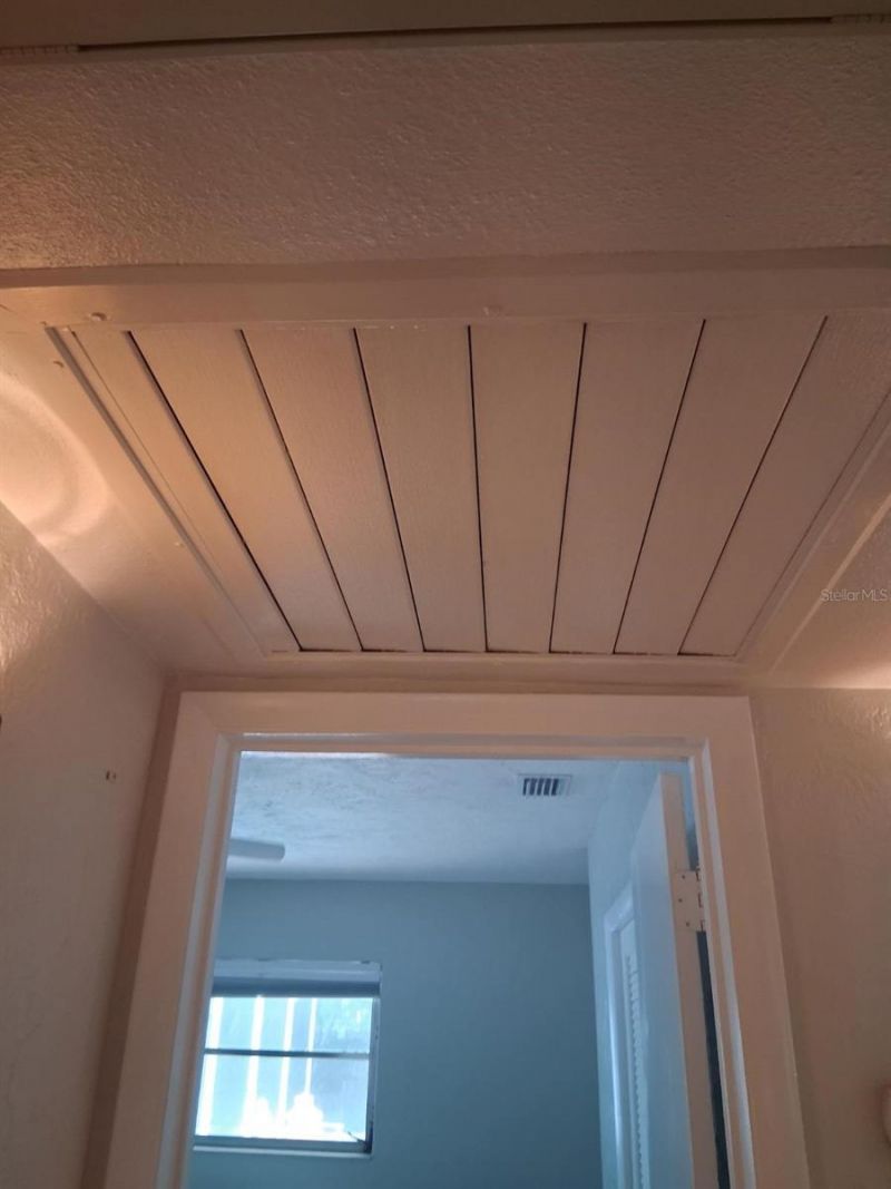 8220 Yardley Avenue N, Saint Petersburg, FL 33710 Photo