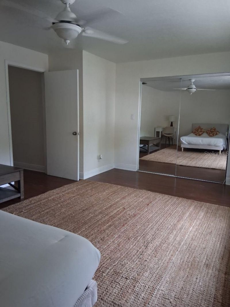8220 Yardley Avenue N, Saint Petersburg, FL 33710 Photo