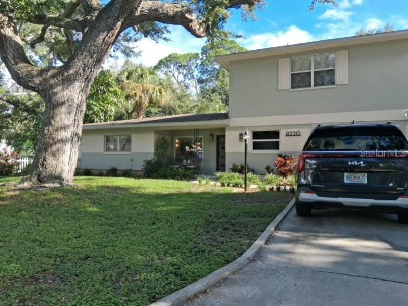 8220 Yardley Avenue N, Saint Petersburg, FL 33710 Photo