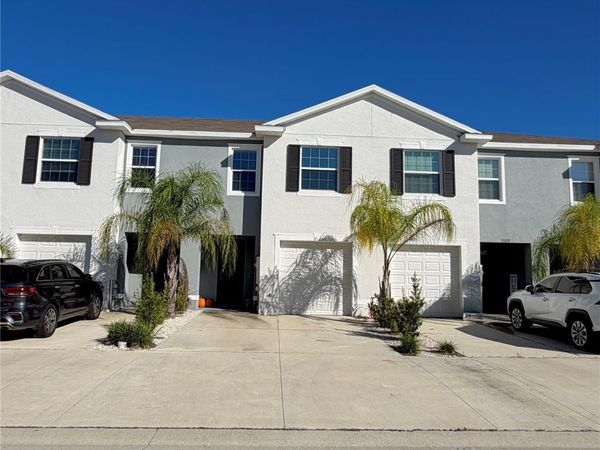 33075 FROSTED CLOVER WAY , WESLEY CHAPEL, FL 33545