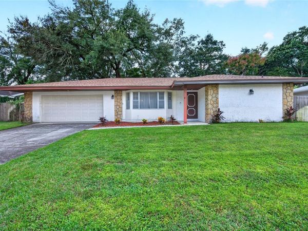 608 PARKWOOD AVENUE , ALTAMONTE SPRINGS, FL 32714