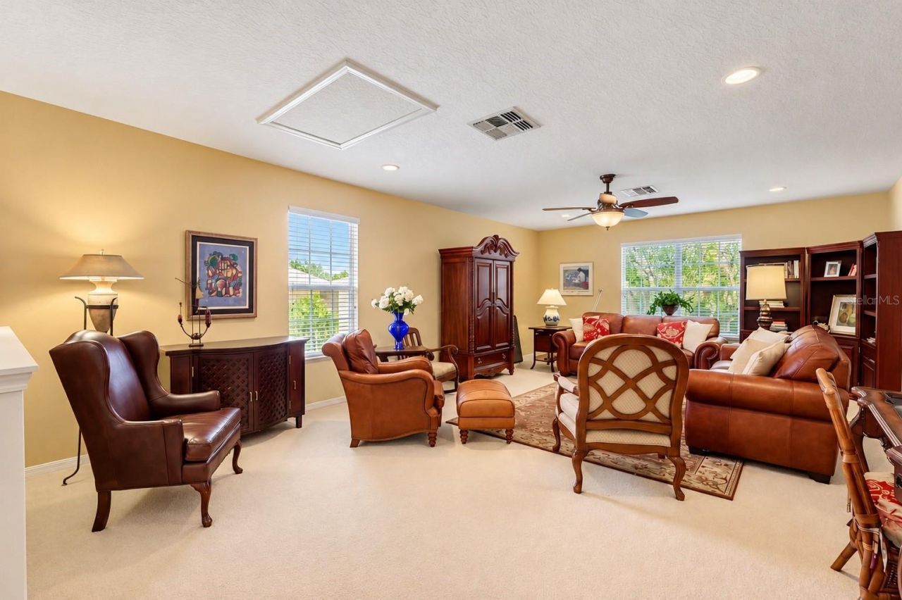 14542 Riviera Pointe Drive, Orlando, FL 32828 Photo