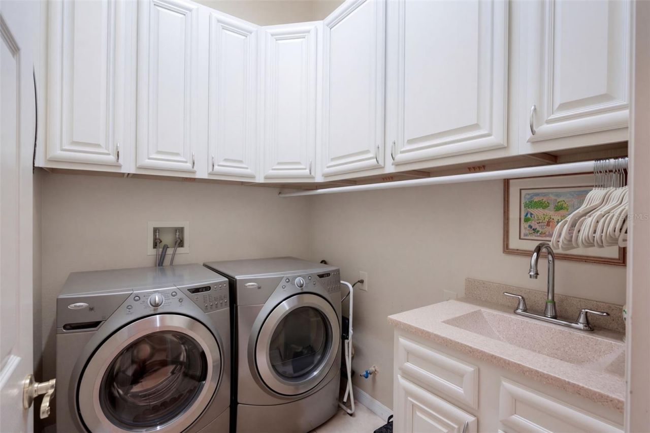 14542 Riviera Pointe Drive, Orlando, FL 32828 Photo