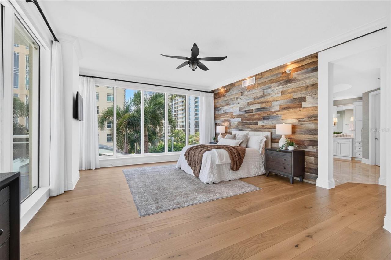 180 Beach Drive Ne, Unit 502, Saint Petersburg, FL 33701 Photo