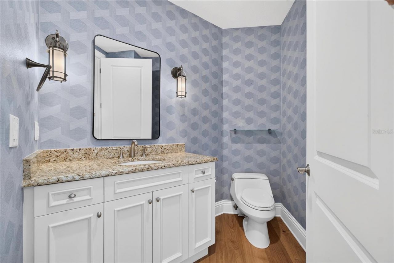 180 Beach Drive Ne, Unit 502, Saint Petersburg, FL 33701 Photo