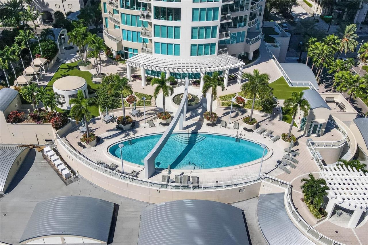 180 Beach Drive Ne, Unit 502, Saint Petersburg, FL 33701 Photo