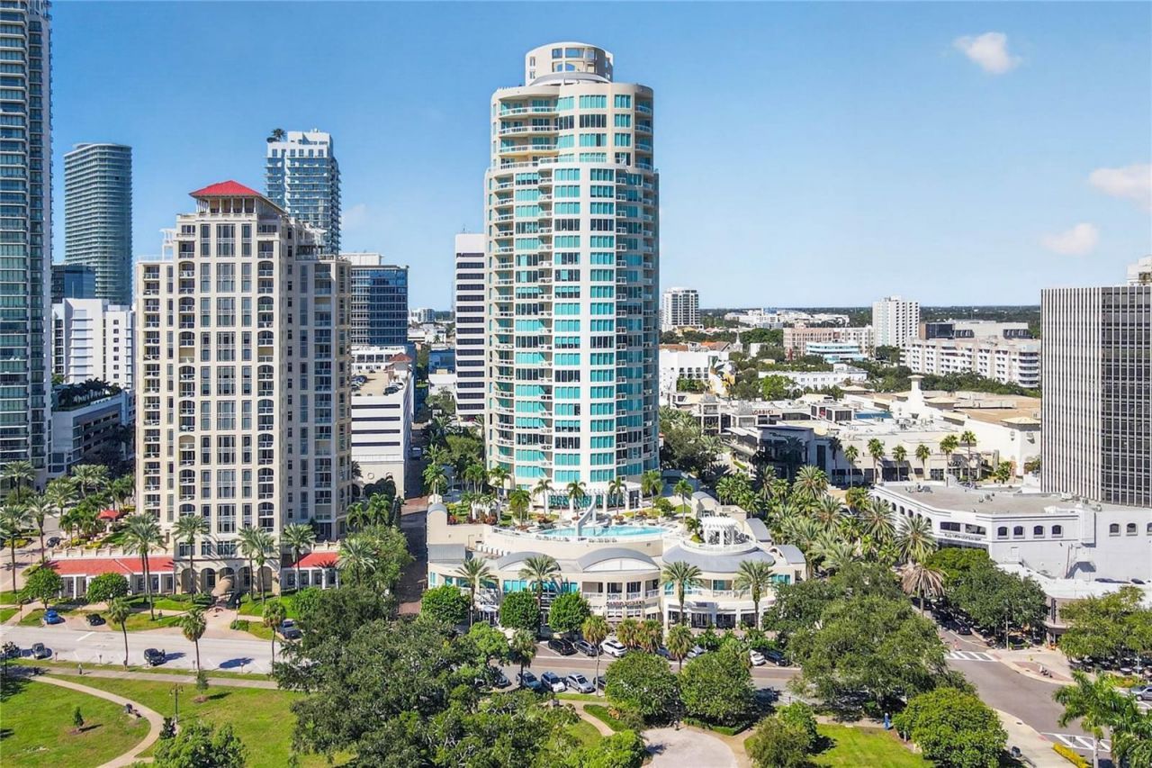 180 Beach Drive Ne, Unit 502, Saint Petersburg, FL 33701 Photo