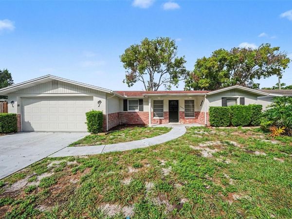 10933 STAMFORD DRIVE , PORT RICHEY, FL 34668