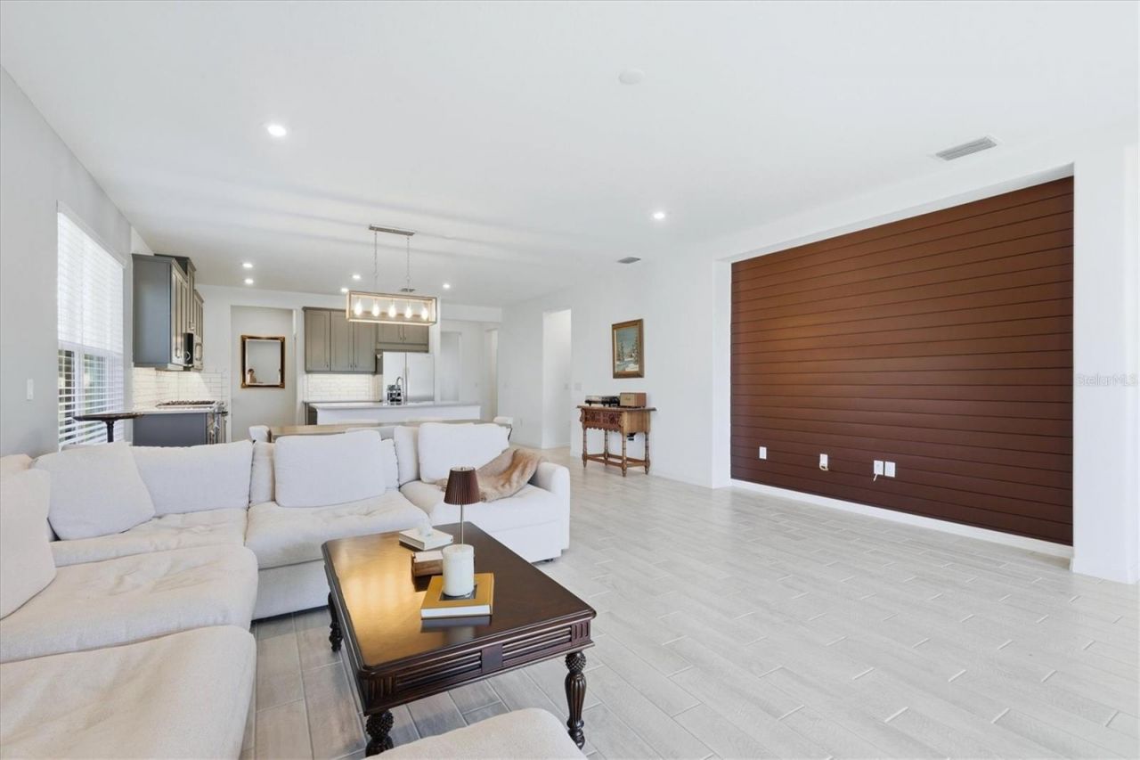 9291 Starry Night Avenue, Sarasota, FL 34241 Photo