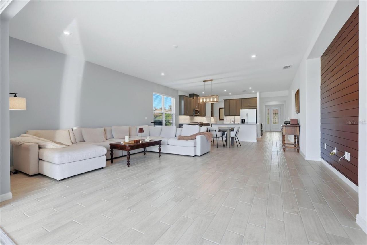 9291 Starry Night Avenue, Sarasota, FL 34241 Photo