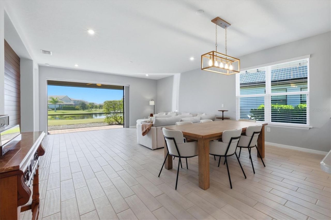 9291 Starry Night Avenue, Sarasota, FL 34241 Photo