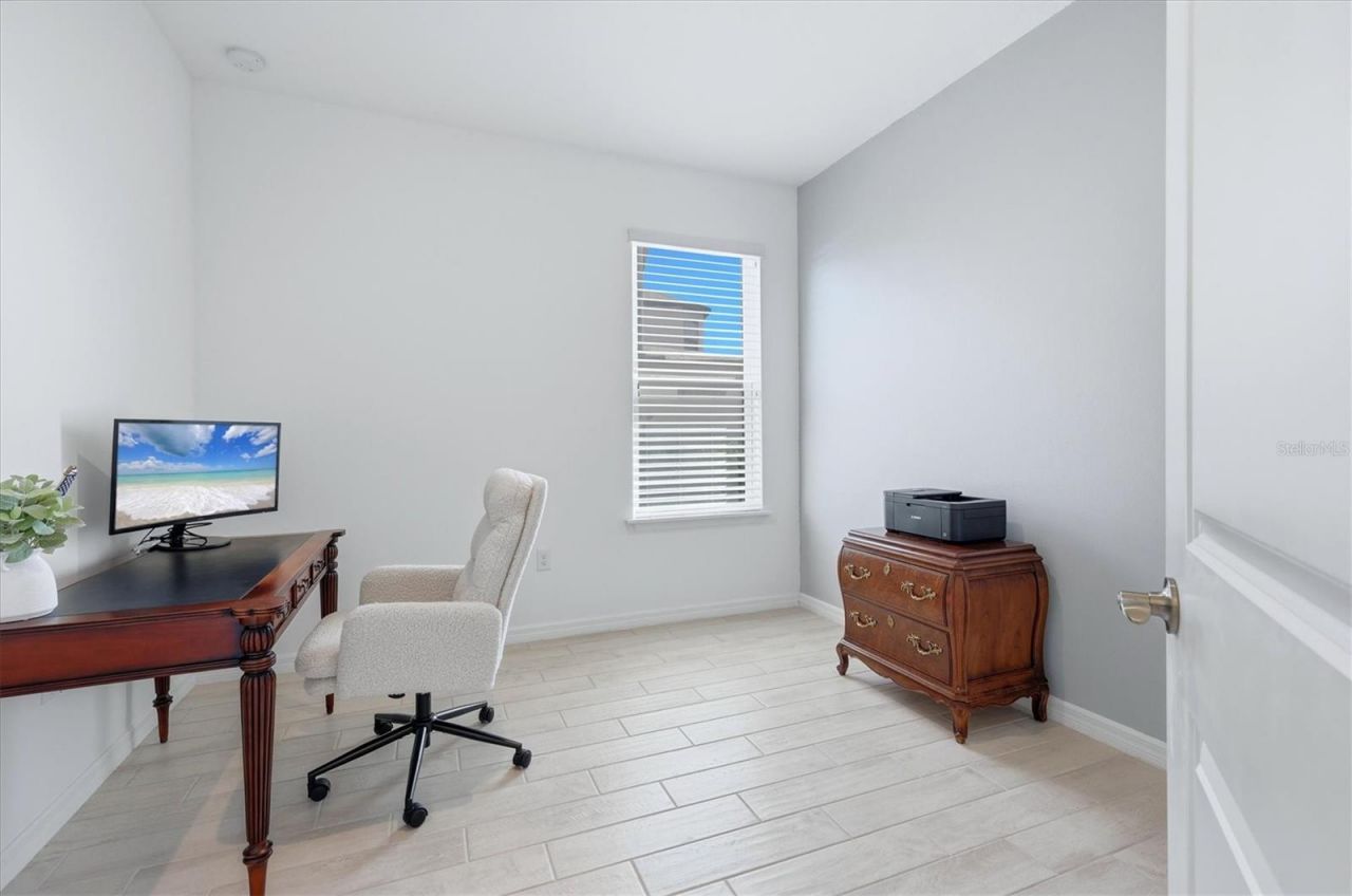 9291 Starry Night Avenue, Sarasota, FL 34241 Photo