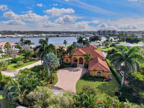 316 W BAY DRIVE , VENICE, FL 34285
