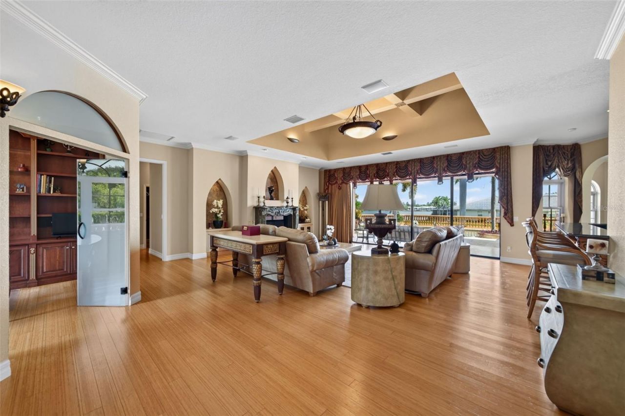 316 W Bay Drive, Venice, FL 34285 Photo