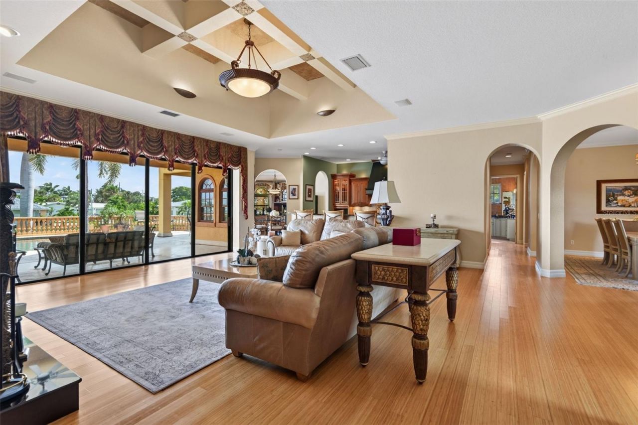 316 W Bay Drive, Venice, FL 34285 Photo