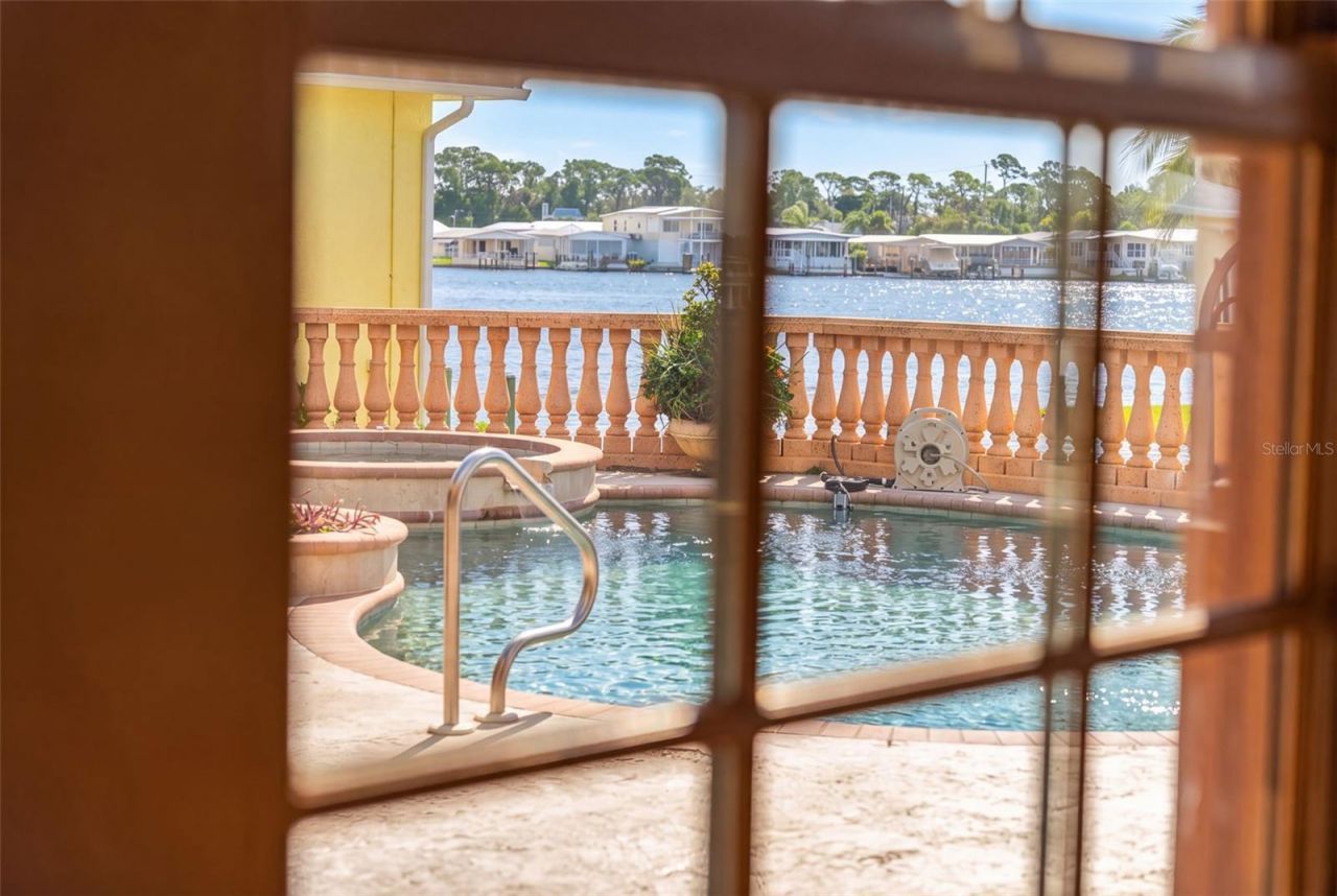 316 W Bay Drive, Venice, FL 34285 Photo