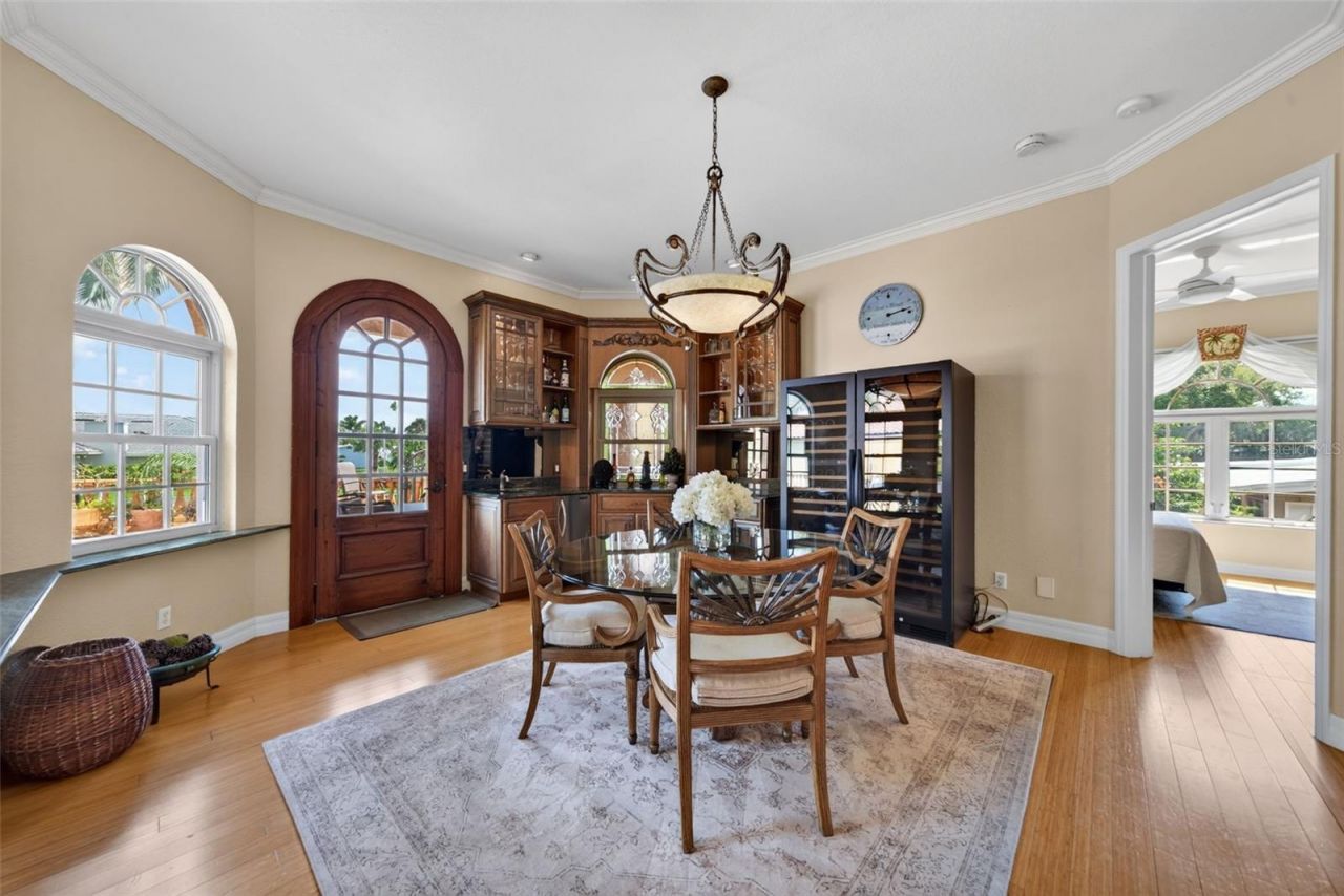 316 W Bay Drive, Venice, FL 34285 Photo
