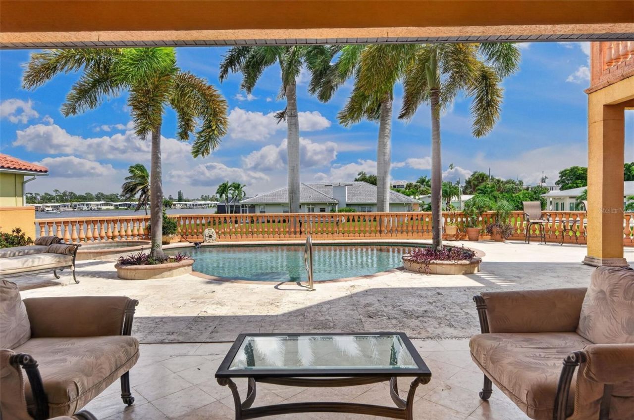 316 W Bay Drive, Venice, FL 34285 Photo